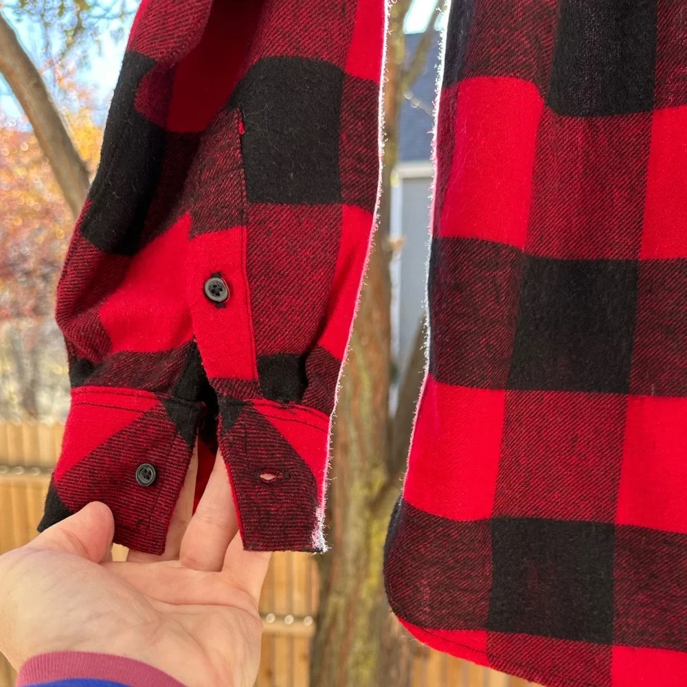 Burnside Vintage Plaid Boyfriend Flannel Shirt Red Black Large Huskers Nebraska - Picture 9 of 16